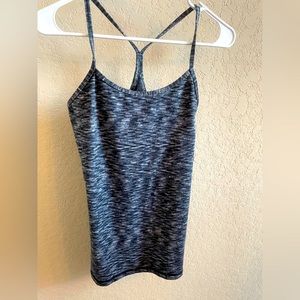 Lululemon Y tank in Black and white